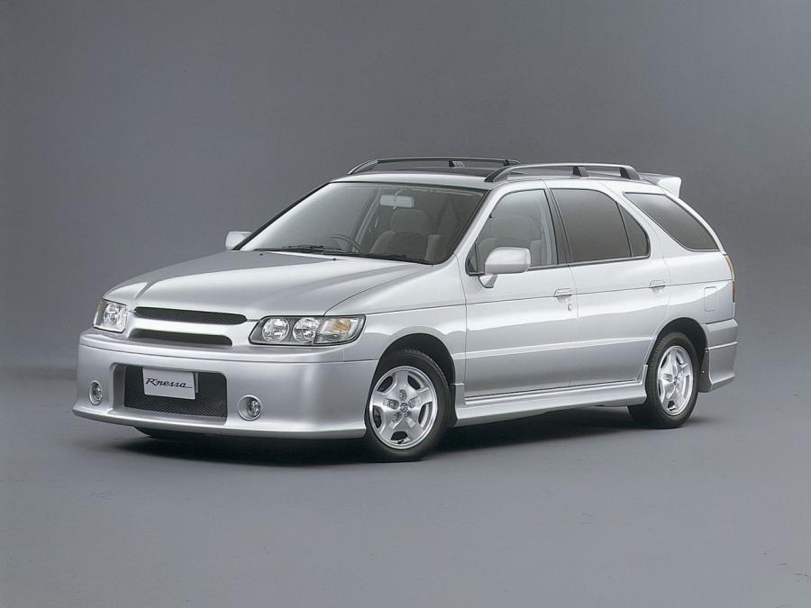  Nissan Rinessa Autech Axis 1997 года  (фото 2 из 5)